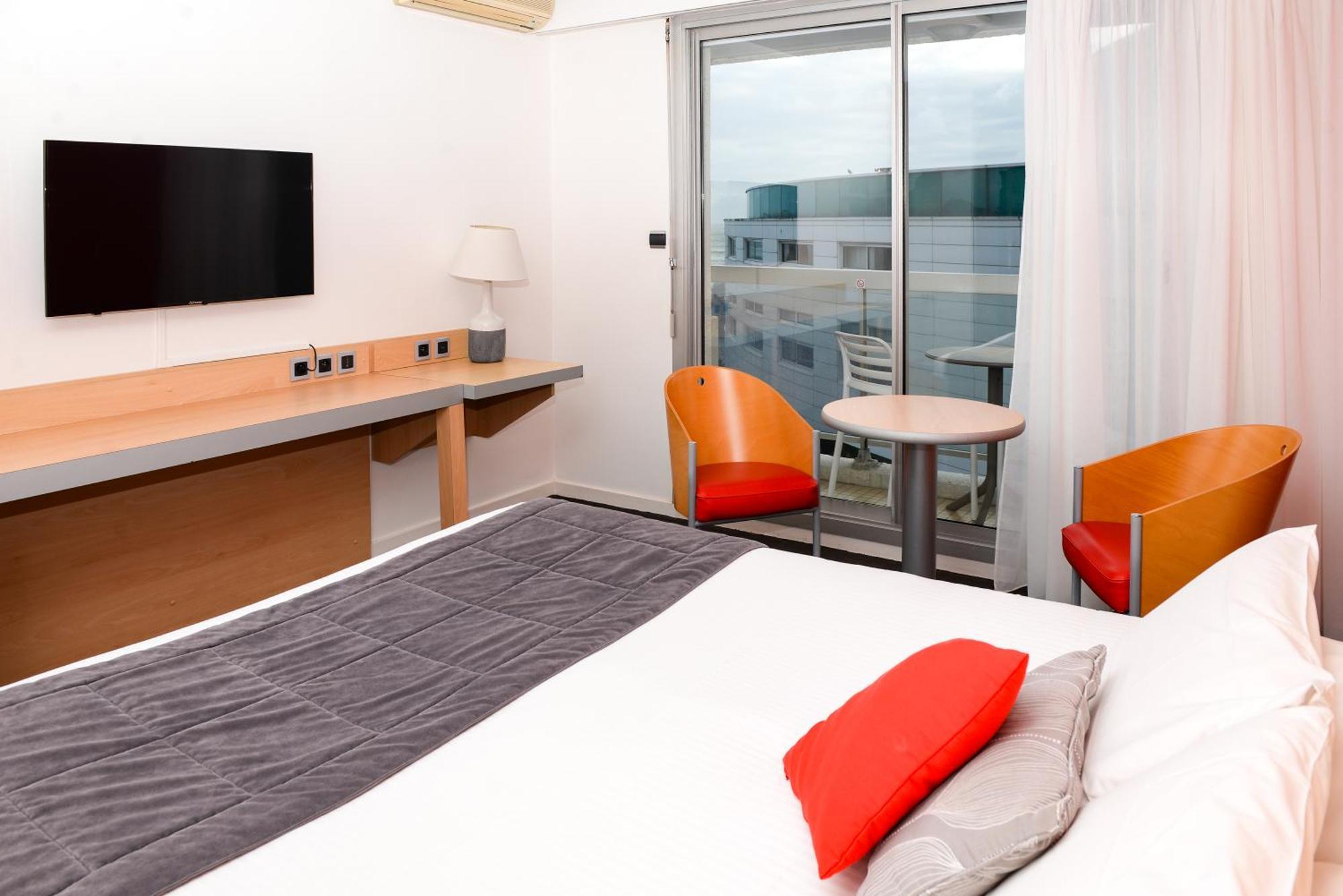 Kyriad Prestige Les Sables d'Olonne - Plage - Centre des Congrès Esterno foto