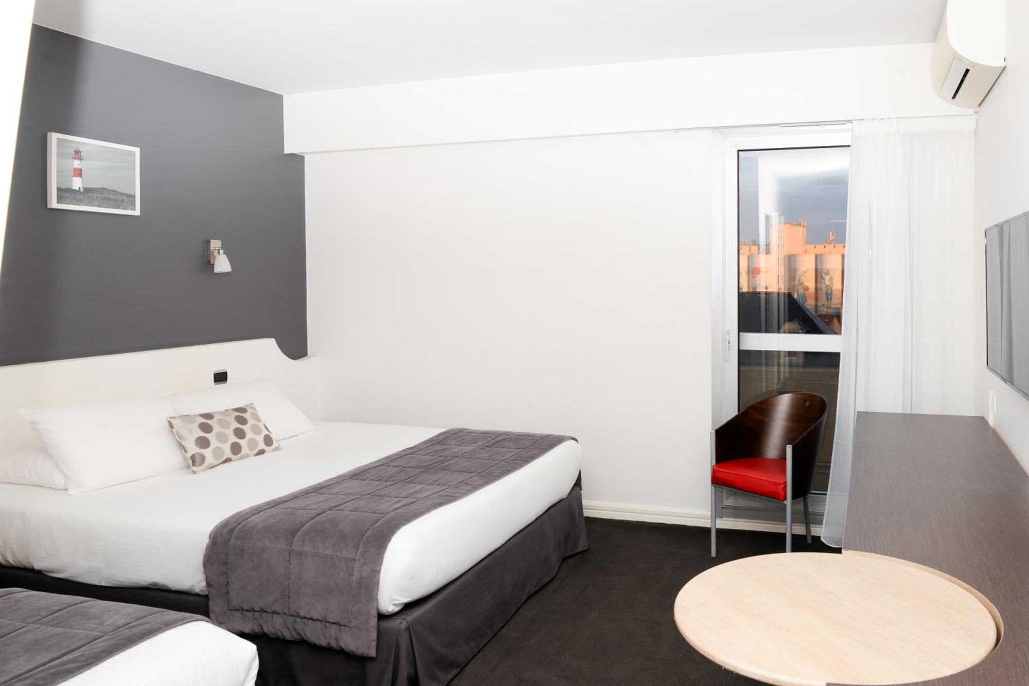 Kyriad Prestige Les Sables d'Olonne - Plage - Centre des Congrès Esterno foto