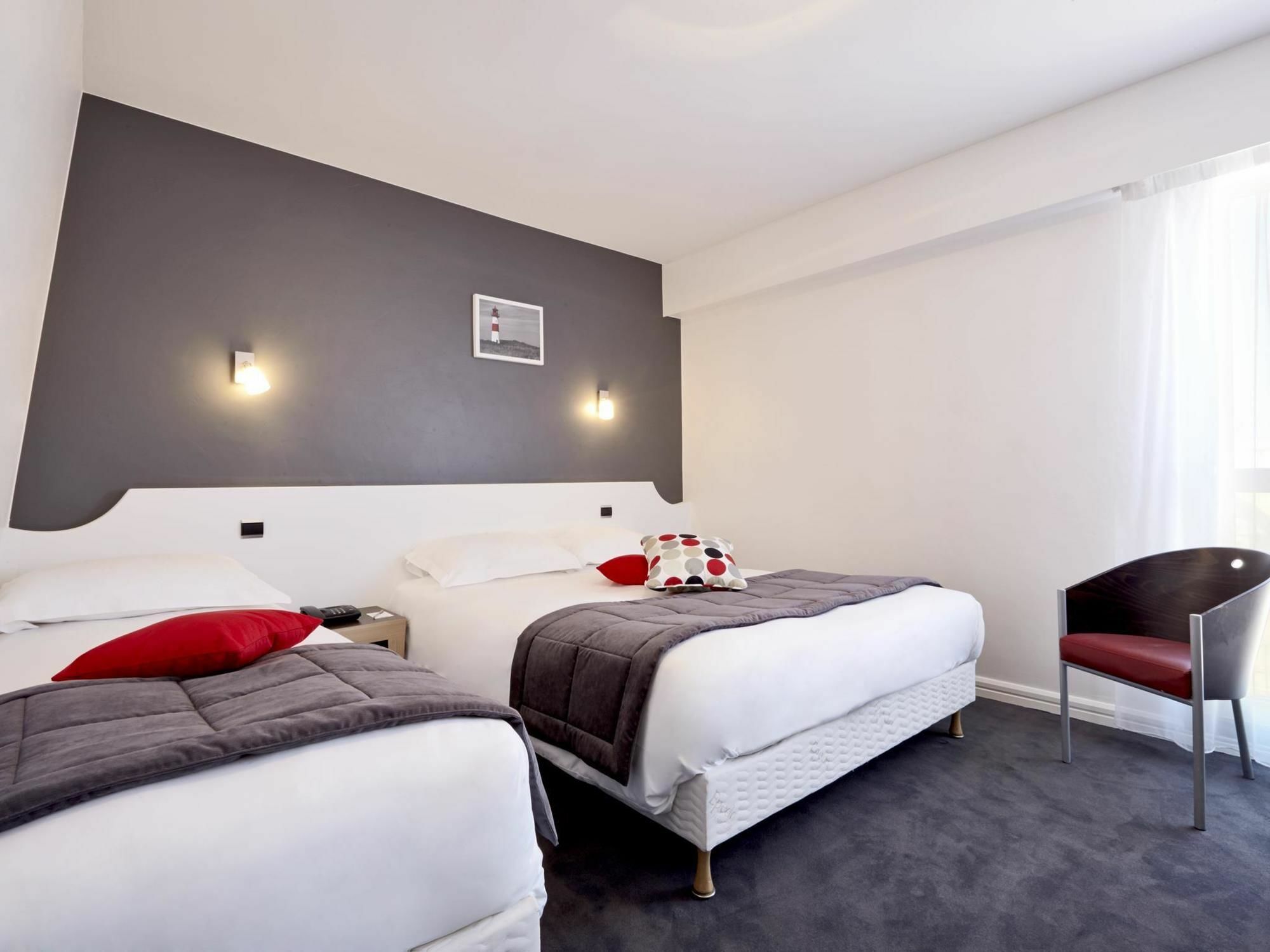 Kyriad Prestige Les Sables d'Olonne - Plage - Centre des Congrès Esterno foto
